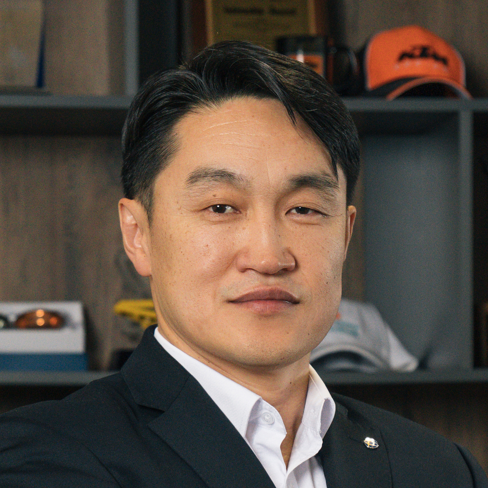 Б.Чулуунбаатар